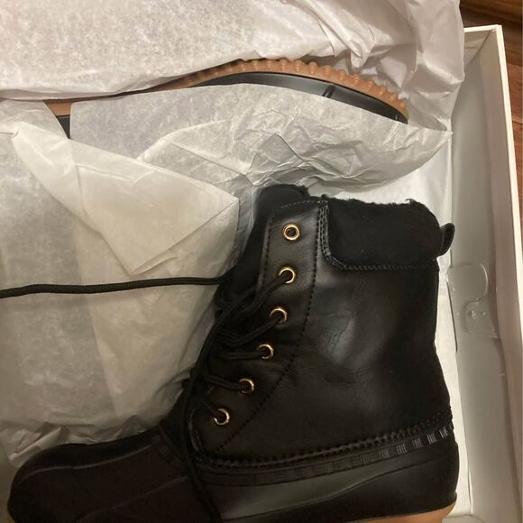 NIB Y2K women's justfab evi duck boots - size 7.5 CHIC BOHOO - Picture 2 of 5